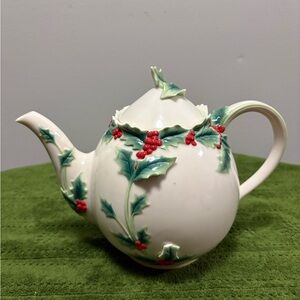 Rare Vintage Franz Collection Holly Berries Teapot